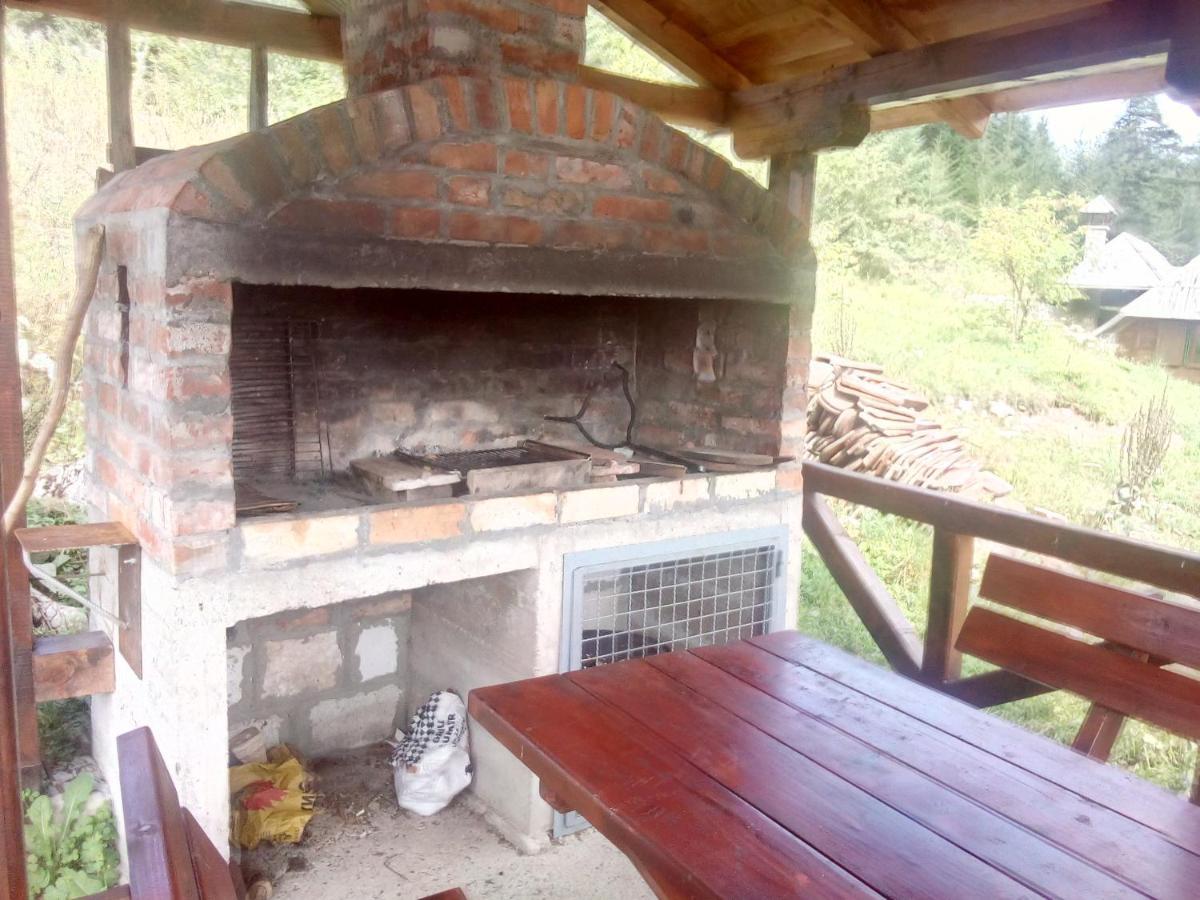 Planinska Kuca Dusan Mitrovac Esterno foto