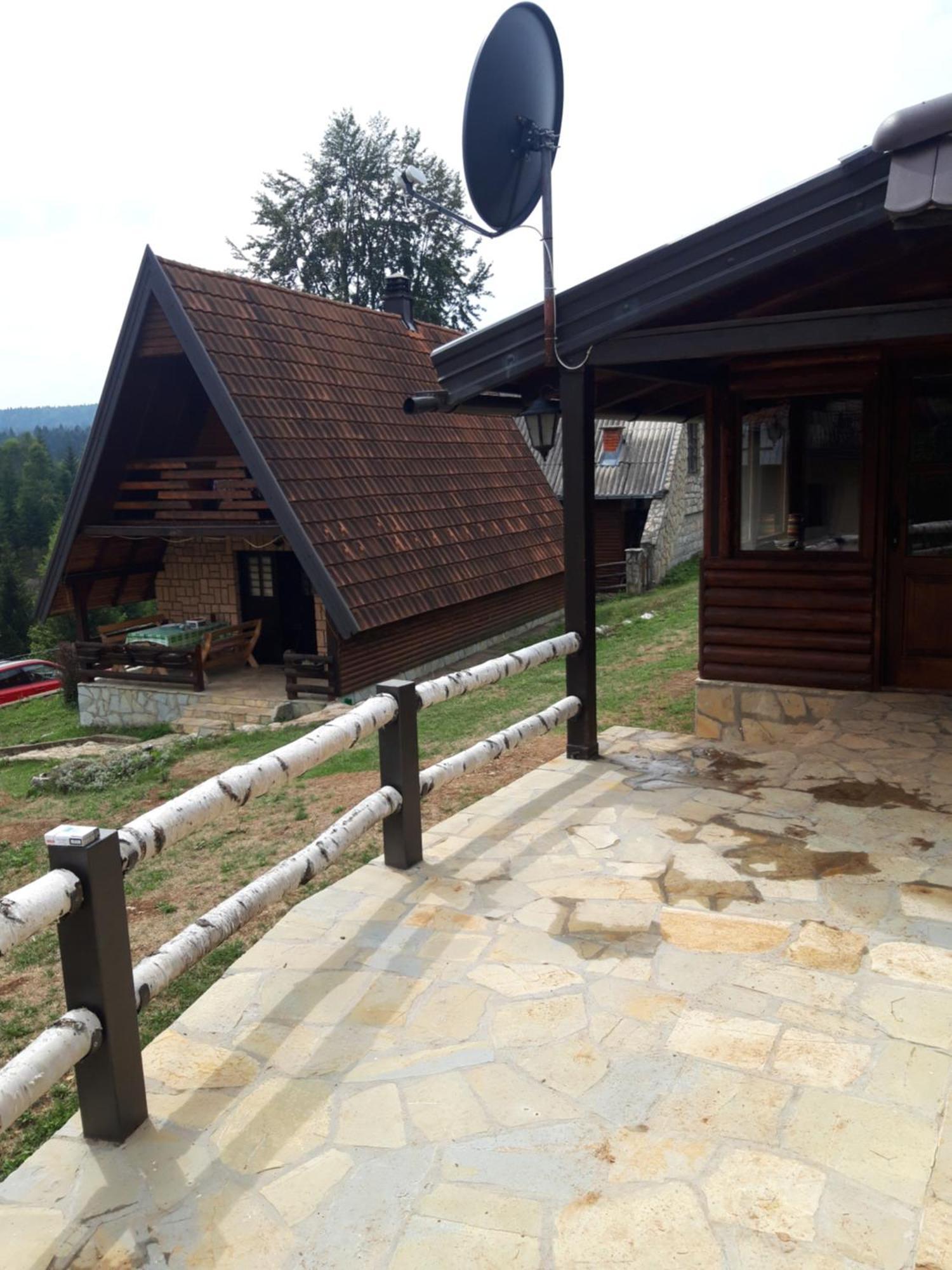 Planinska Kuca Dusan Mitrovac Esterno foto