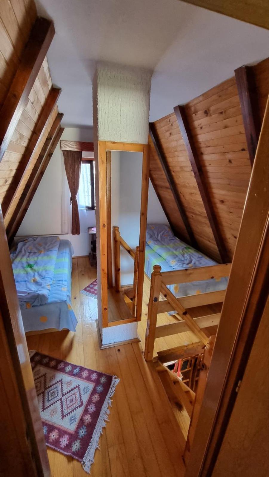 Planinska Kuca Dusan Mitrovac Esterno foto